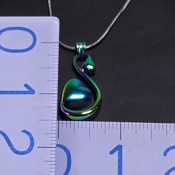 Memorial Heart Urn Necklace in Stainless Steel (NWOT) - Picture 7 of 7